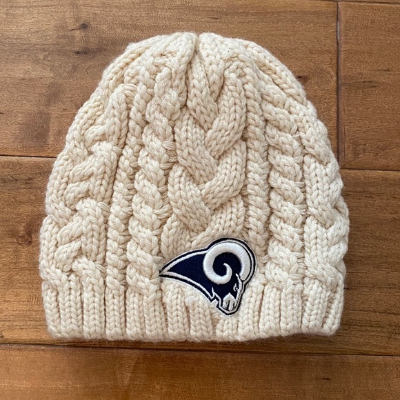 LA Football Accessories & Jewelry